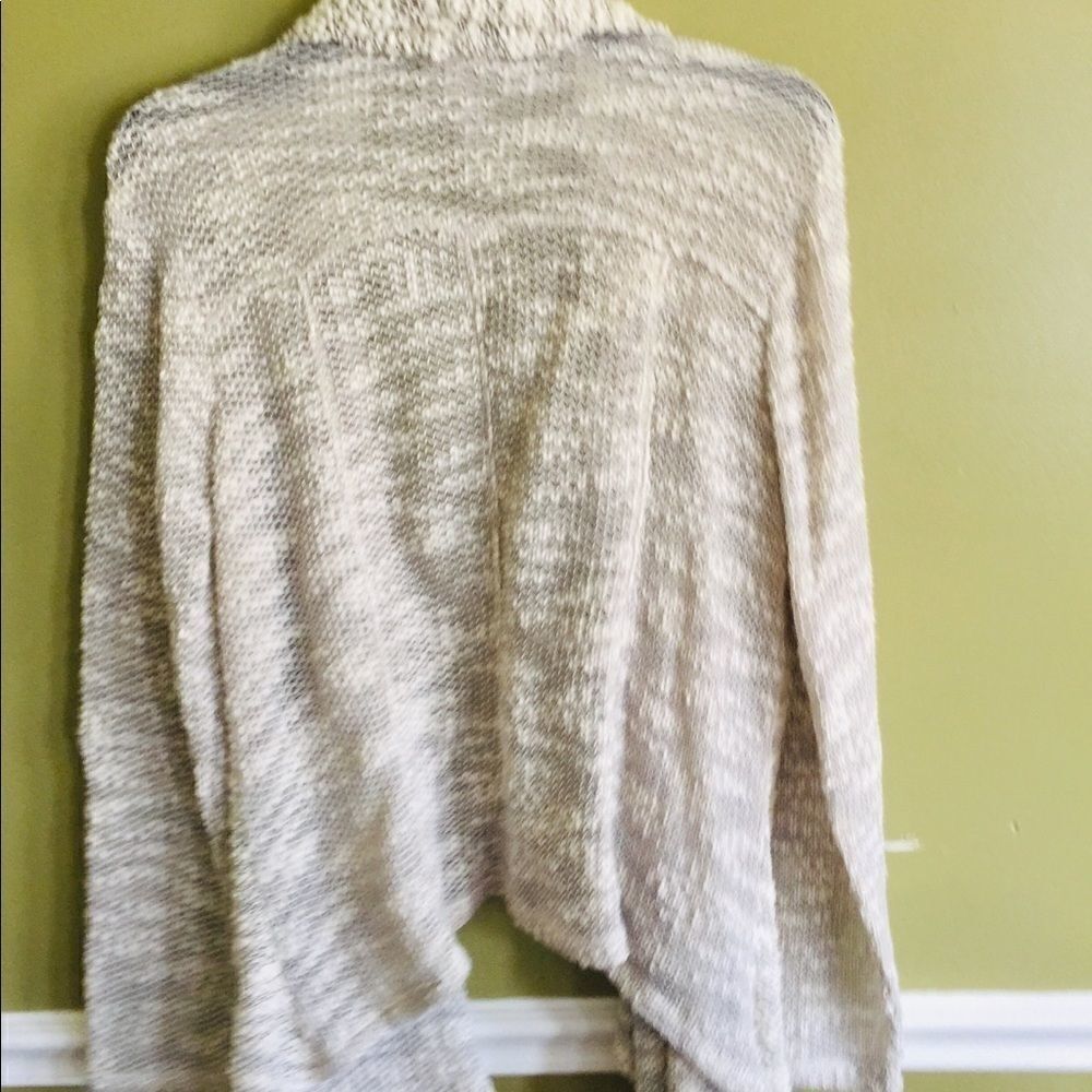 Sweater - Picture 3 of 4